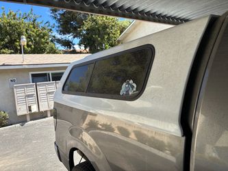 Ford F-150 6.5’ Camper Shell / Topper — $900 OBO