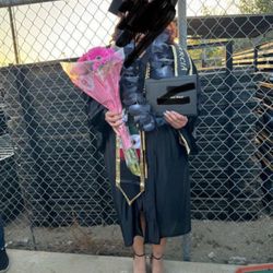 Cap And Gown Black 
