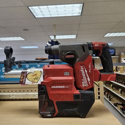 Milwaukee Hammer drill ⭐️⭐️