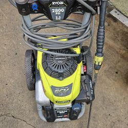 3000 PSI 2.3 GPM Honda Gas Pressure Washer