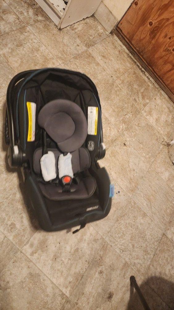 Snuggle Ride Carseat