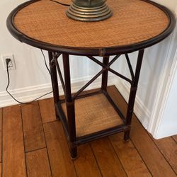 Rattan/wood Table