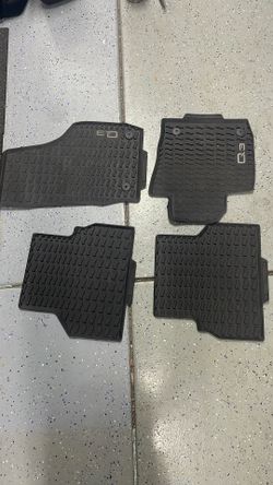 Audi Q3 2020 Floor Mats