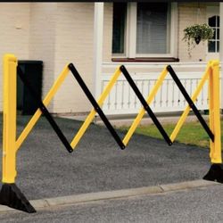 2 Gates - 9 Feet x 3.25 Feet Expandable Gate