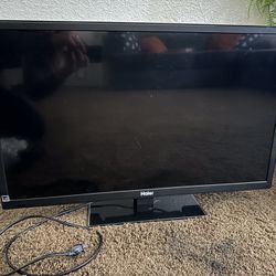 32” HAIER LED HD TV