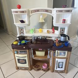 Kids Kitchen