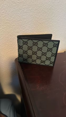 Gucci Wallet - Mens