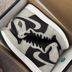 Air Jordan 1  Retro High OG “shadow 2.0”