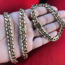 14MM Cuban Link Set 14k Gold Plated Doesn't Loses Color 