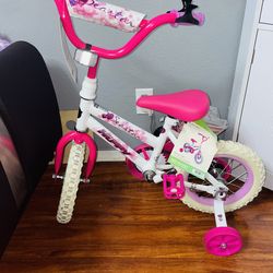 Girls bike