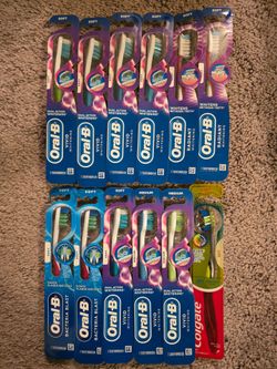 Adult Toothbrushes Lot