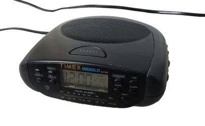 Timex Indiglo T433B Dual Alarm Digital Clock Radio AM/FM Dual Alarm Black