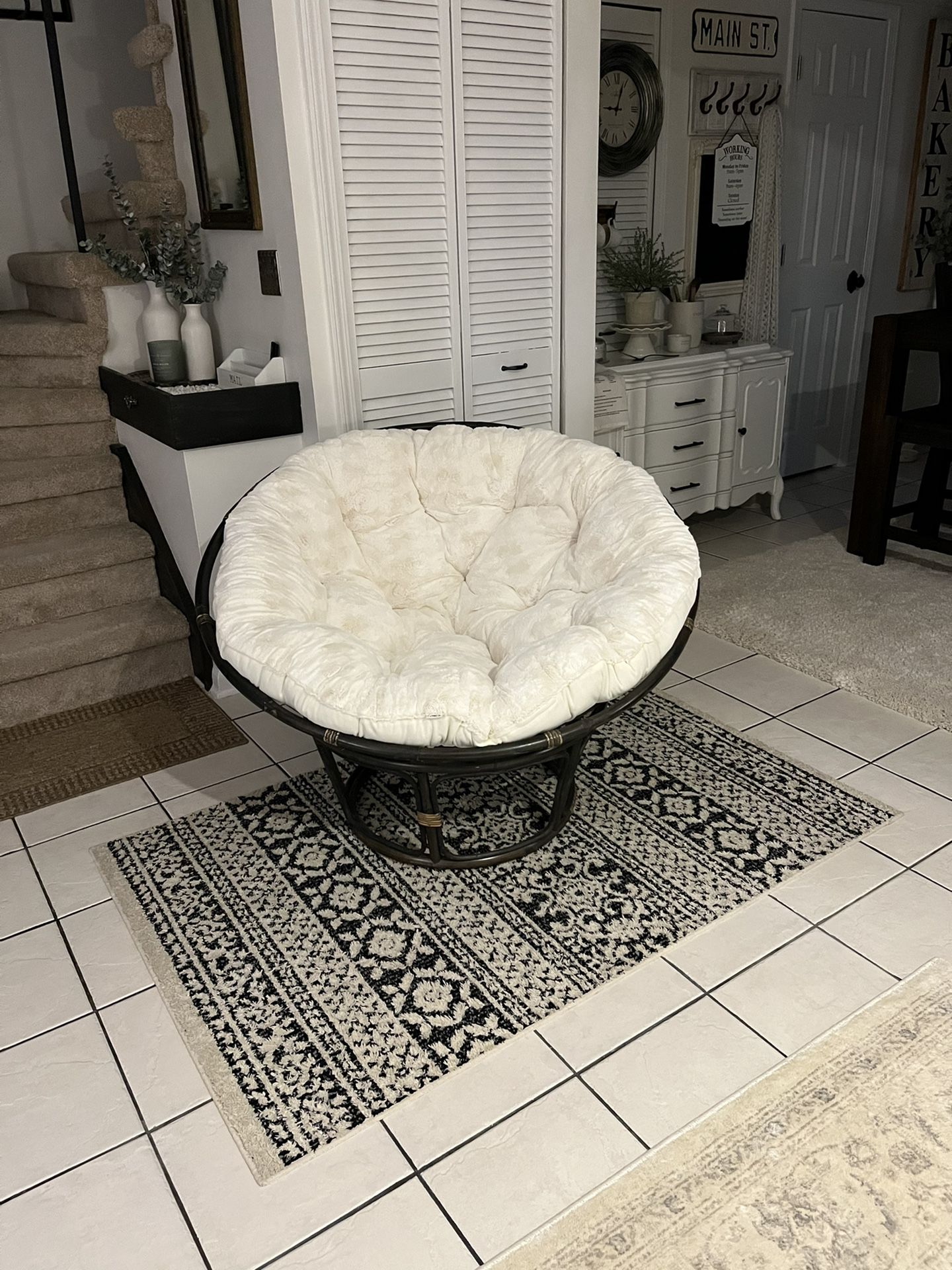 Oversized Papasan Chair With Cushion Cream Color