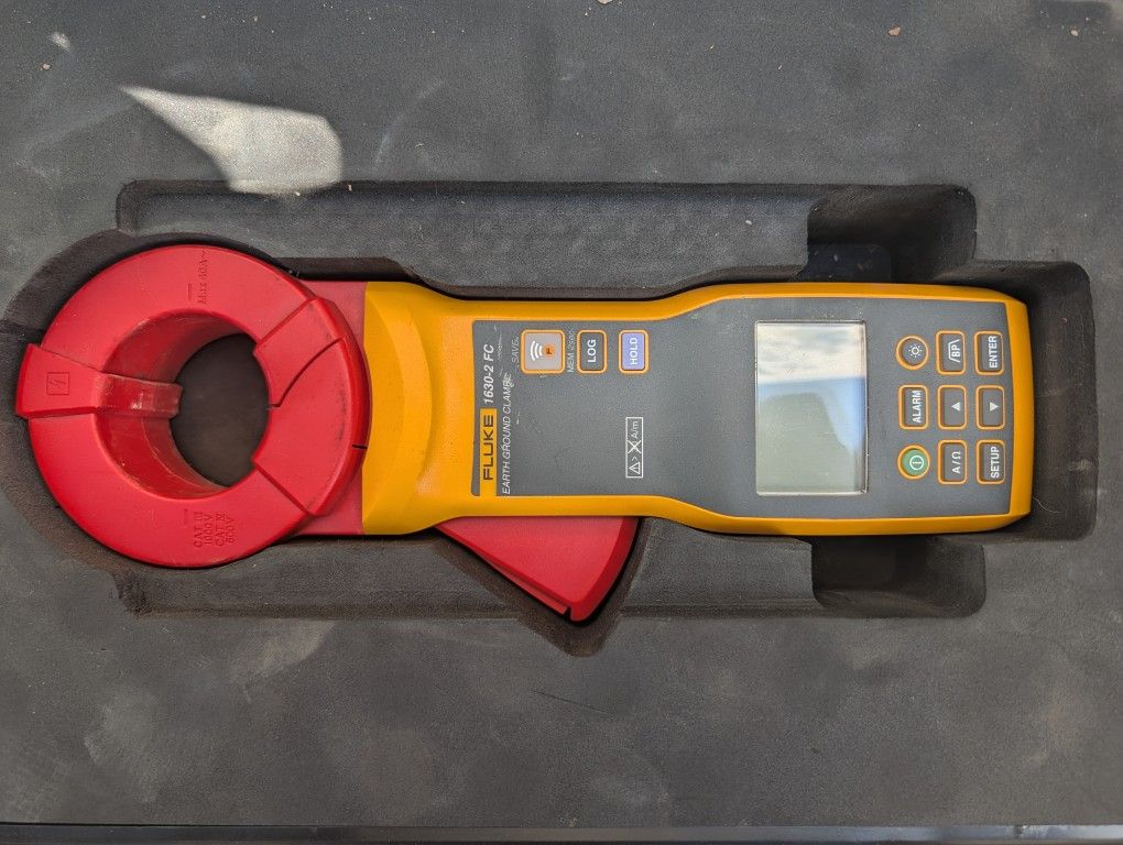 FLUKE-1630-2 FC Earth Ground Clamp