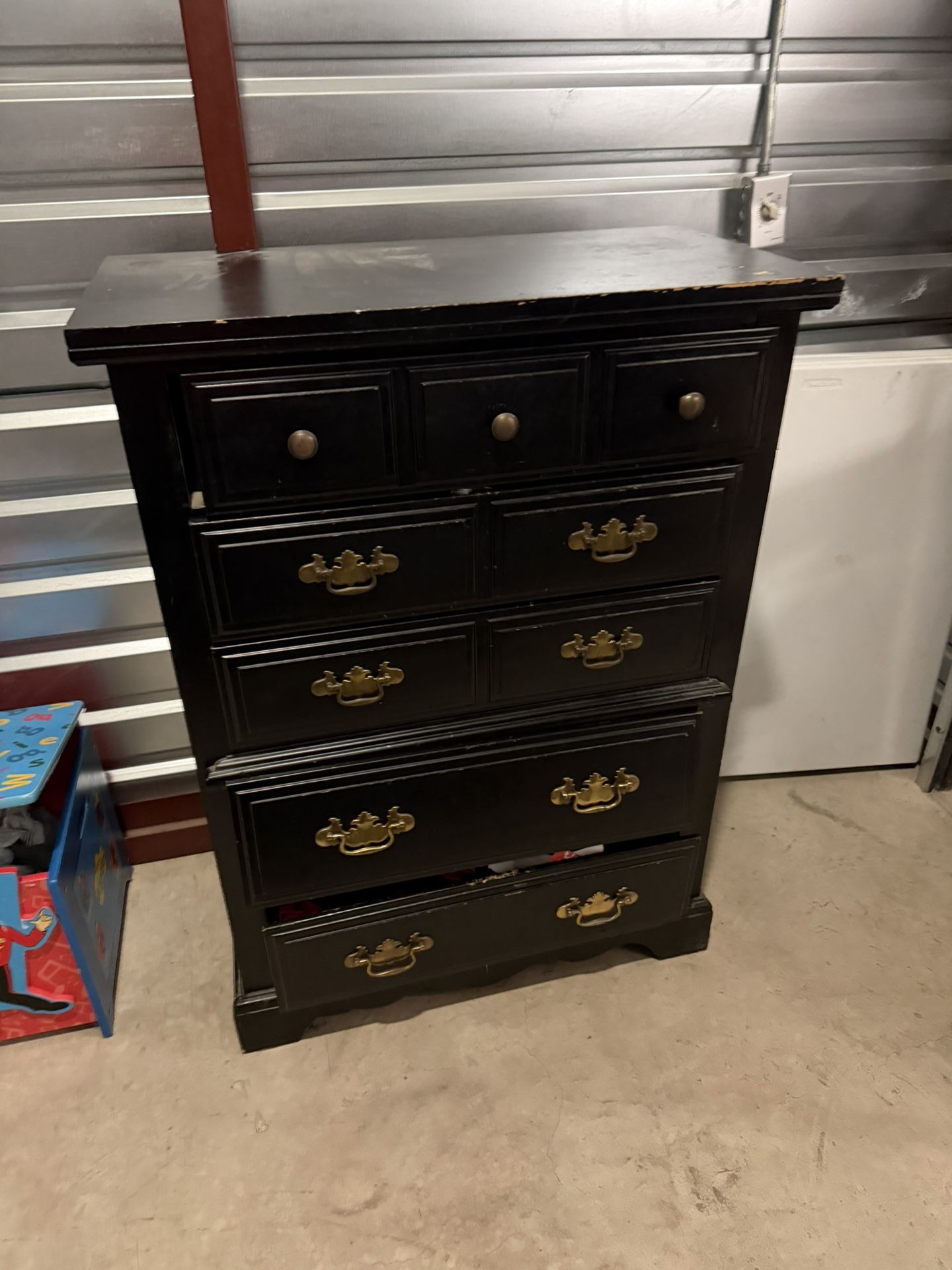 Dresser