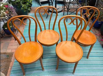 Thonet Chairs - r