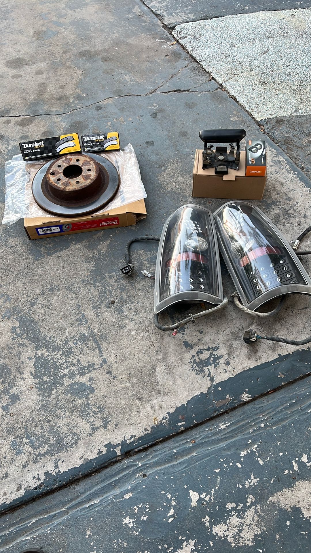 Chevy 2500 /niss Max Parts