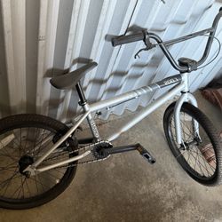 Haro 200.1 BMX Bike 