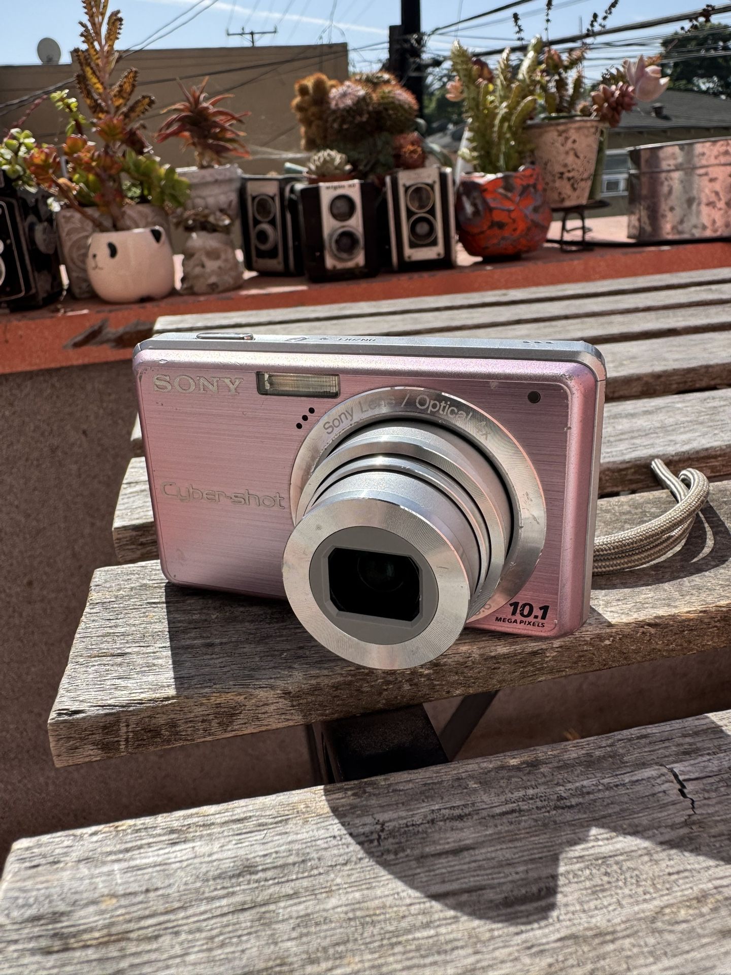 Vintage Sony Cybershot Digicam