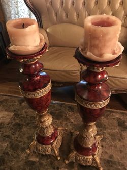 Burgundy candleholder