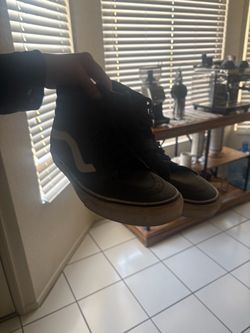 Men’s shoes