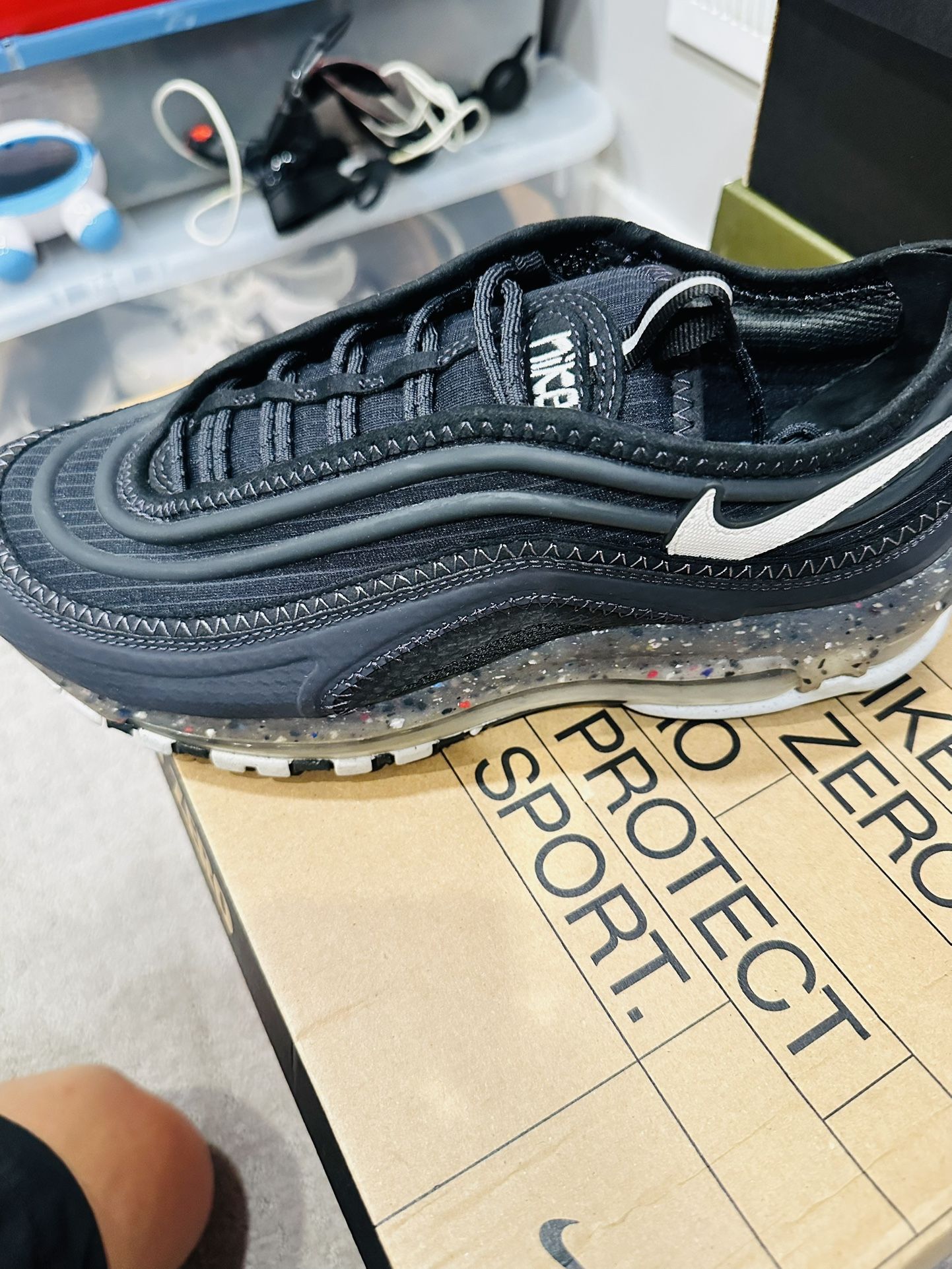 Tenis