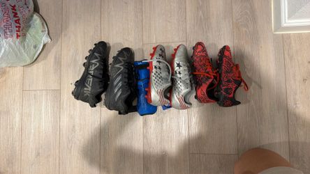 Soccer cleats boys 5Y 4Y 3Y