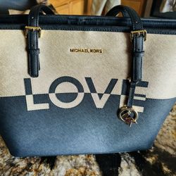 Authentic Michael Kors purse