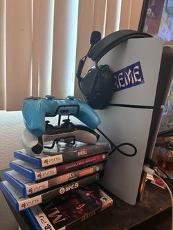 PS5 Console Bundle with Games and Controller