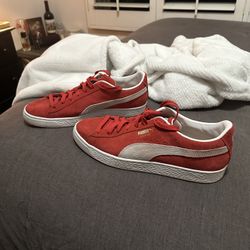 Puma Suede Red Sneakers 