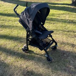 Maxi  Cosi Dana Umbrella Stroller 