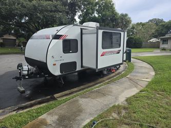 2021 Forest River Wildwood FSX Platinum 178BHSKX Travel Trailer