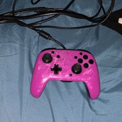 Nintendo switch pink/purple controller
