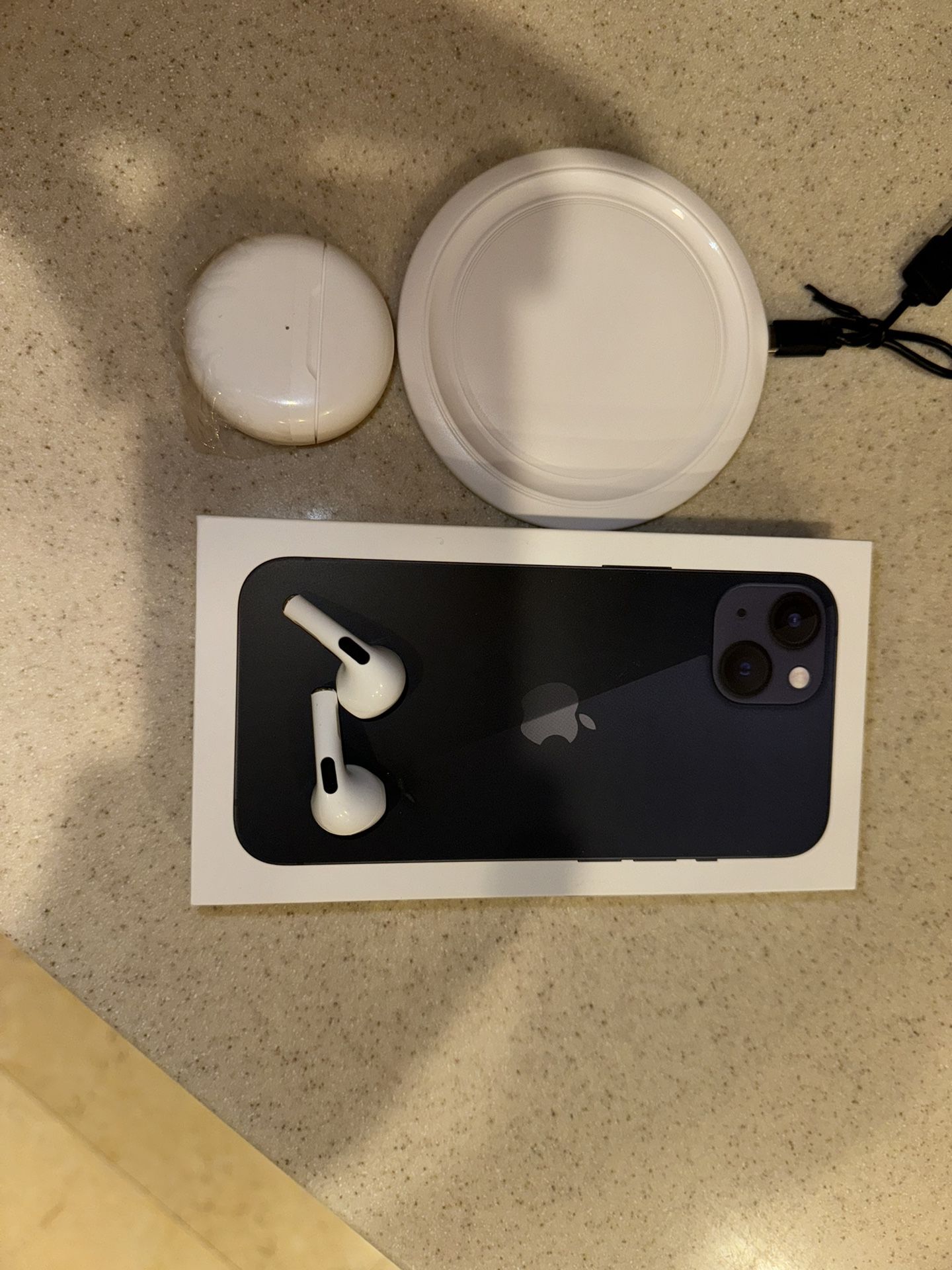 New iPhone 11 With Wireless Charger And Bluetooth Headset 
