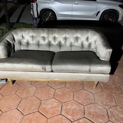 andi couch bought for 4900