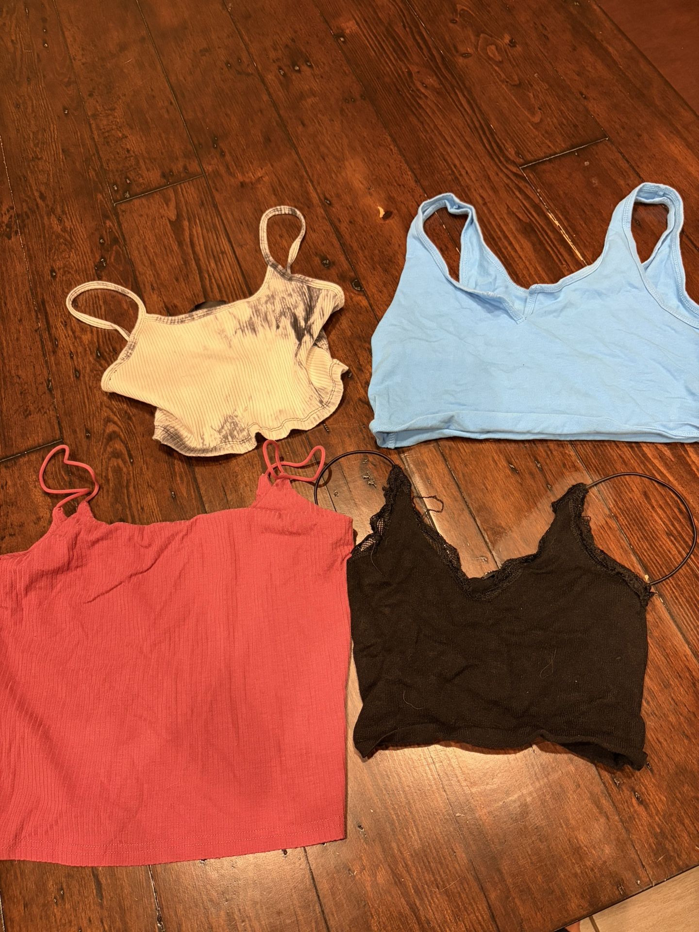 4 Tank Tops All Size Medium