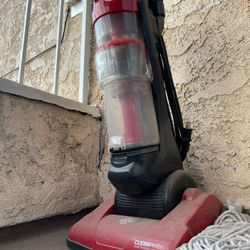 Dirt Devil Vacuum