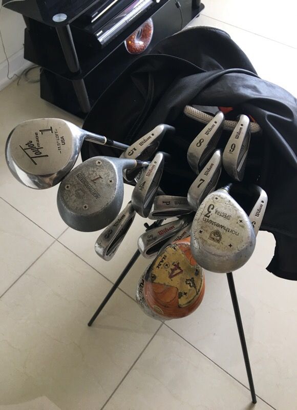 Full set of Wilson golf clubs with bag and shoes