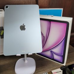 Apple IPad Air M3 Chip Built For Apple Intelligence WiFi| $5 Down | Rest Later