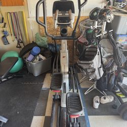 Brand: Pro-Form, Model: Endurance 1250 E, Color: Black & Silver. Size: 6.5 Ft Long, 2.5 Ft Wide, 5.8 Ft Tall, 