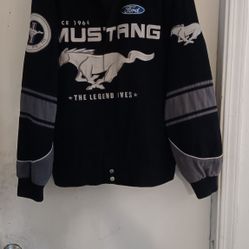 VINTAGEOFFICIAL LICENSED PRODUCT EMBROIDERED FORD MUSTANG BOMBER JACKET SIZE  XL