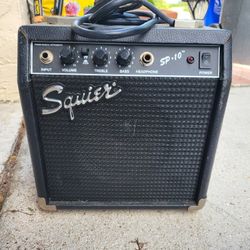 Squier SP-10 Guitar Amp