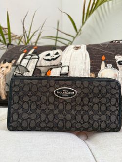 Coach wallet