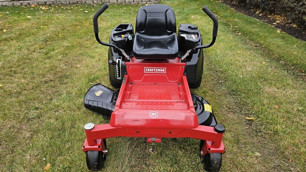 2018 Craftsman Z6000 Zero Turn Riding Lawn Mower 22HP Briggs & Stratton V-Twin 42" Deck