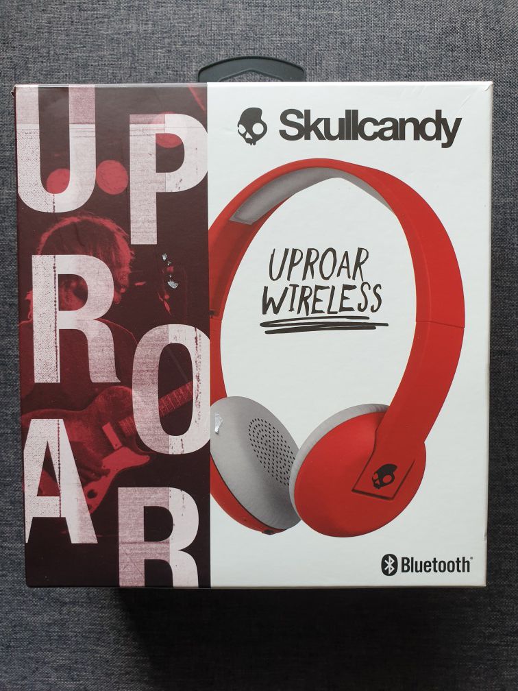 Skullcandy Uproar Wireless Bluetooth Headphone - Red