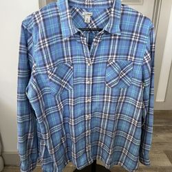 LL Bean womens shirt  Plaid Button Up, light blue 