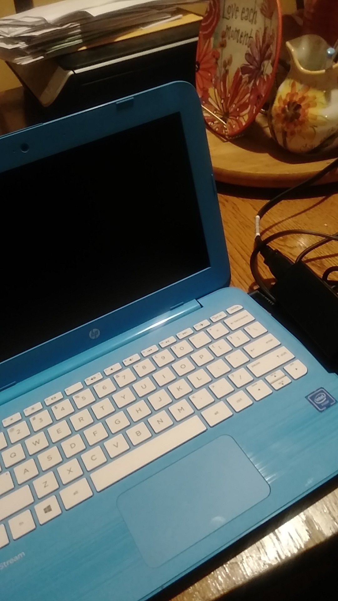 Hp laptop light blue with charger