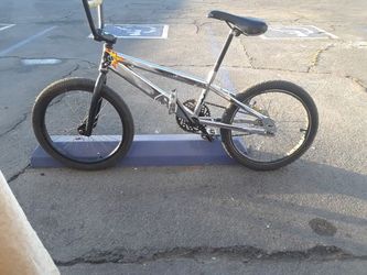 2001 Very rare 20 2001 gt dyno vfr chrome bike for Sale in Anaheim CA OfferUp