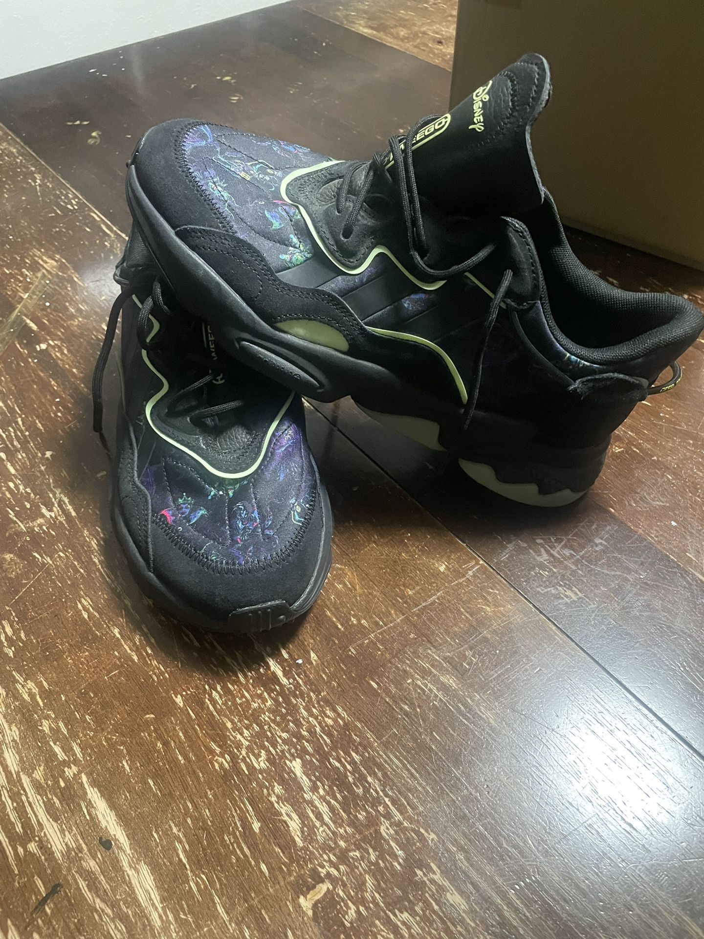 Adidas Disney Edition Size 9 Men’s