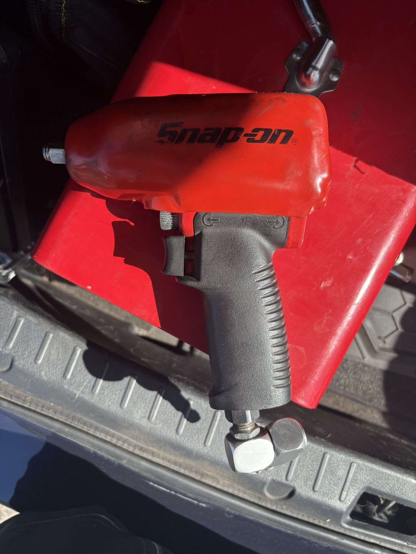 Snap On 3/8 Impact Gun